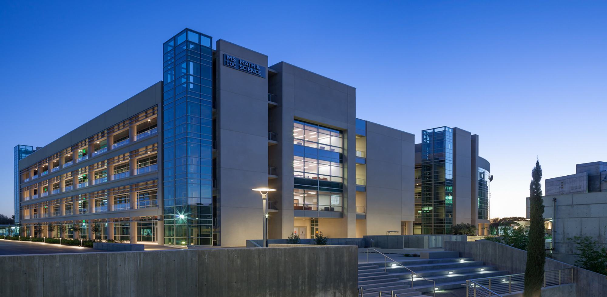 SDCCD Mesa College Mathematics & Natural Sciences Building Coffman